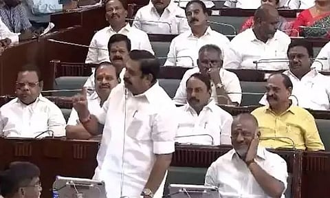 ஓபிஎஸ்-ஐ எதிர்க்கட்சி துணைத்தலைவர் பொறுப்பில் இருந்து நீக்கக்கோரி சட்டப்பேரவையில் அதிமுகவினர் அமளி - வெளிநடப்பு