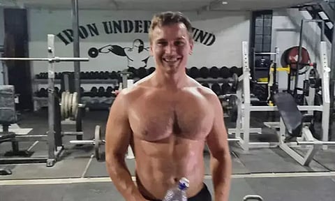 1 மணி நேரத்தில் 3 ஆயிரம் தண்டால்; உலக சாதனையை முறியடித்த ஆஸ்திரேலியர்