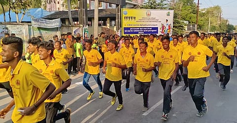 மஞ்சப்பை விழிப்புணர்வு மினி மாரத்தான் போட்டி