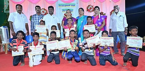 பள்ளி ஆண்டு விழா