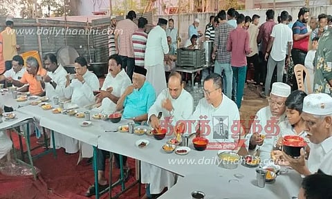 இப்தார் நோன்பு திறப்பு நிகழ்ச்சி