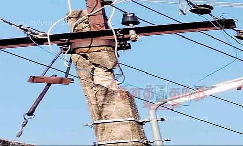 சேதமடைந்த மின்கம்பம்