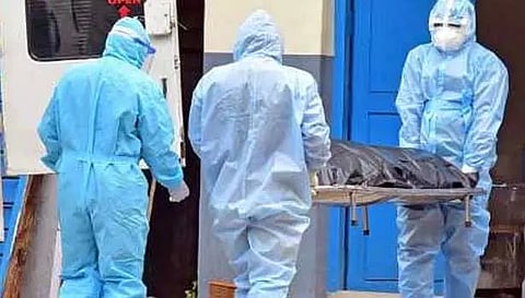 கொரோனாவுக்கு மூதாட்டி பலி