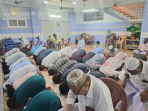 கும்பகோணத்தில், இஸ்லாமியர்கள் சிறப்பு தொழுகை