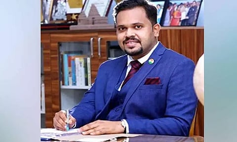 கட்டிட வரைபட அனுமதி வழங்க ஊராட்சி மன்ற தலைவர்கள் லஞ்சம் கேட்டால் குற்றவியல் நடவடிக்கை - செங்கல்பட்டு மாவட்ட கலெக்டர் எச்சரிக்கை