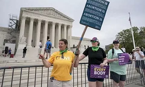 அமெரிக்காவில் மைப்பிரிஸ்டோன் கருக்கலைப்பு மருந்துகளை உபயோகிக்க சுப்ரீம் கோர்ட்டு அனுமதி