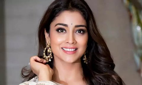 குத்து பாட்டுக்கு ஆட ரூ.1 கோடி கேட்கும் ஸ்ரேயா