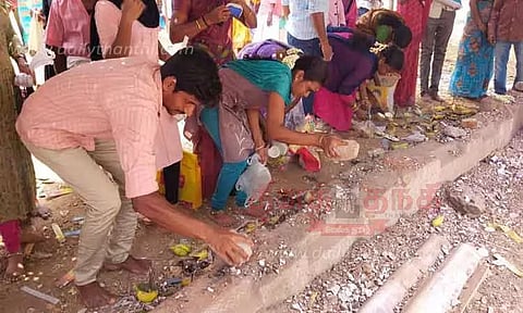 புஞ்சைபுளியம்பட்டி அருகே அய்யா சாமி கோவிலில் வினோத வழிபாடு