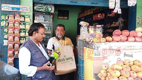 பாலக்கோட்டில்குளிர்பான கடைகளில் உணவு பாதுகாப்பு அதிகாரிகள் ஆய்வு