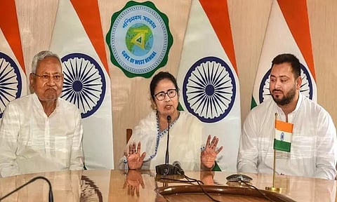 அடுத்த ஆண்டு நடைபெறும் நாடாளுமன்ற தேர்தலில் பா.ஜனதாவை பூஜ்ஜியம் ஆக்குவோம் - மம்தா பானர்ஜி