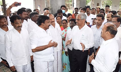 3 அமைச்சர்கள் நேரில் ஆய்வு