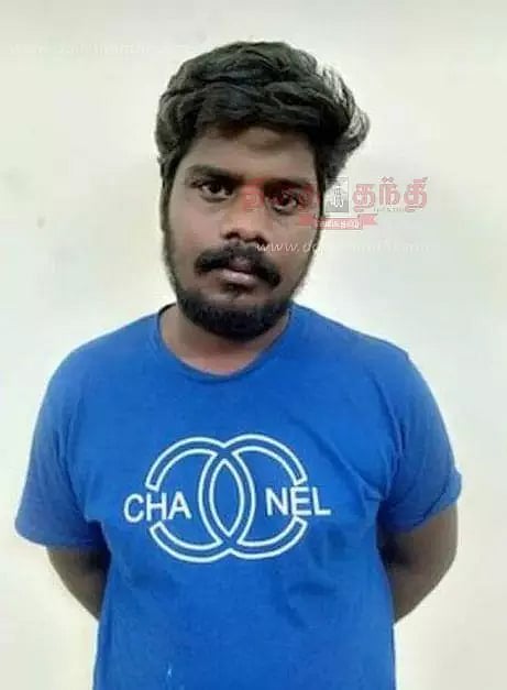 பீர் வாங்கி கொடுத்துமோட்டார் சைக்கிள், செல்போன் பறிப்பு