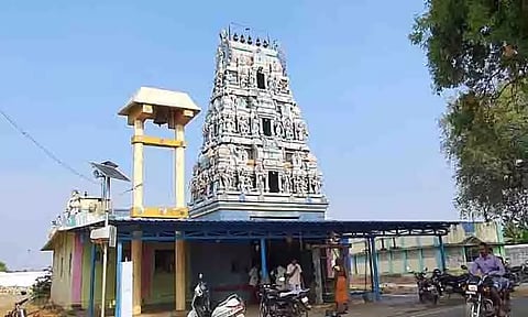 மாரியம்மன் கோவிலில் பூட்டை உடைத்து உண்டியல் பணத்தை கொள்ளை