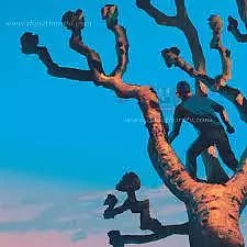 மாடியில் இருந்து தவறி விழுந்த குழந்தையை காப்பாற்ற முயன்ற தந்தை பலி