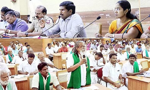 மாயனூர் தடுப்பணைக்கு வடகரை வாய்க்கால் தலைமடையை மாற்ற ரூ.5½ கோடியில் திட்டம்