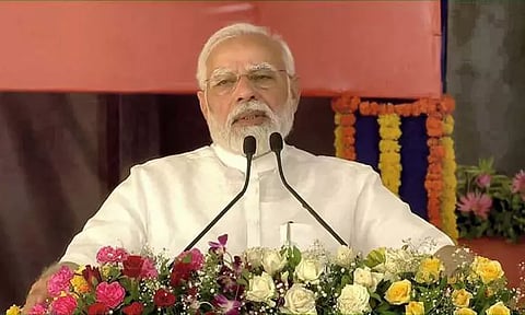 20 மாநிலங்களில் 91 எப்.எம். ரேடியோ நிலையங்களை பிரதமர் மோடி திறந்துவைத்தார்