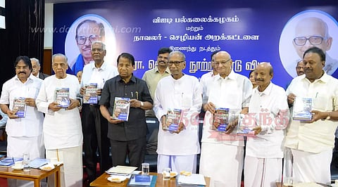 ஜனநாயக மரபுகளை நிலை நிறுத்தியவர் இரா.செழியன்-வி.ஐ.டி.யில் நடந்த விழாவில் பழ.நெடுமாறன் பேச்சு