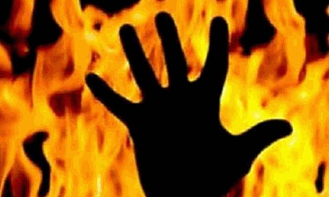தீயில் கருகி மூதாட்டி சாவு