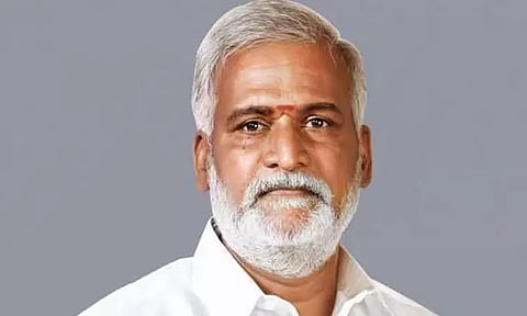 சென்னை பெருநகர வளர்ச்சி குழுமம் சார்பில் 5 பஸ்நிலையங்கள் ரூ.25 கோடியில் மேம்படுத்தப்படும் - அமைச்சர் சேகர்பாபு பேட்டி