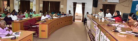 குடியிருப்பு பகுதிகளில்பள்ளி செல்லா குழந்தைகள் கண்டறியப்பட்டால் 1,098 எண்ணில் தெரிவிக்கலாம்கலெக்டர் ஸ்ரேயா சிங் தகவல்