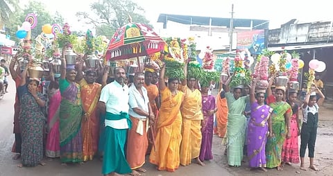 காசாம்பூ நீலமேனி கருப்பர் கோவில் திருவிழா