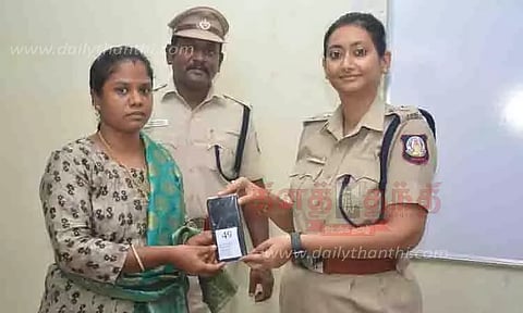 ரூ.21½ லட்சம் மதிப்பிலான திருட்டு செல்போன்கள் மீட்பு
