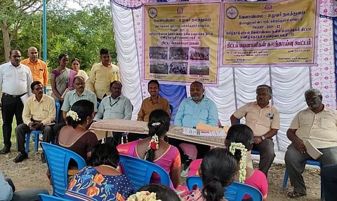 நீர், நிலவள திட்டம் குறித்து அதிகாரி ஆய்வு