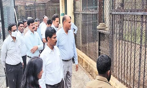 வண்டலூர் உயிரியல் பூங்கா அருகே இரவு சபாரி திட்டம் தொடங்குவது குறித்து தலைமைச்செயலாளர் ஆய்வு