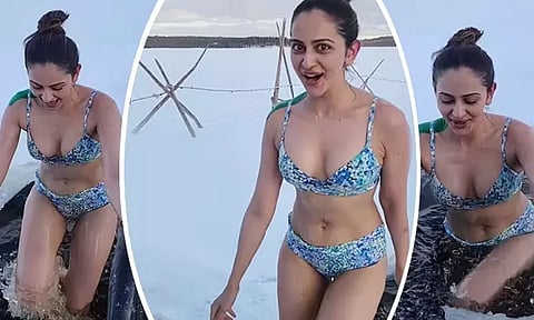 உறைய வைக்கும் குளிரில் உள்ளாடையுடன் ரகுல் பிரீத் சிங் கவர்ச்சி குளியல்...! - வைரலாகும் வீடியோ