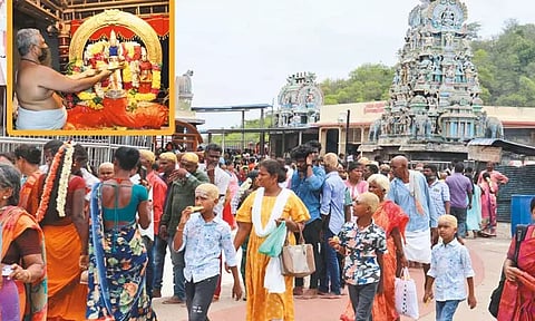 விடுமுறை தினத்தையொட்டி திருத்தணி முருகன் கோவிலில் குவிந்த பக்தர்கள்