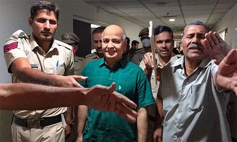 டெல்லி முன்னாள் துணை முதல்-மந்திரி மணீஷ் சிசோடியாவின் நீதிமன்ற காவல் மேலும் 14 நாட்கள் நீட்டிப்பு