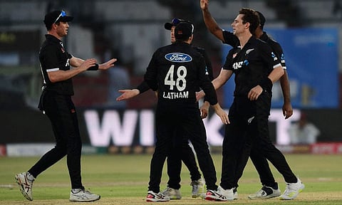 கடைசி ஒரு நாள் போட்டி: பாகிஸ்தானை வீழ்த்தி நியூசிலாந்து வெற்றி