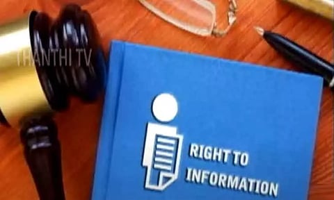 டெல்லியில் 8 ஆண்டுகளில் 100-க்கும் மேற்பட்ட அரசு அதிகாரிகள் கைது - ஆர்.டி.ஐ. தகவல்