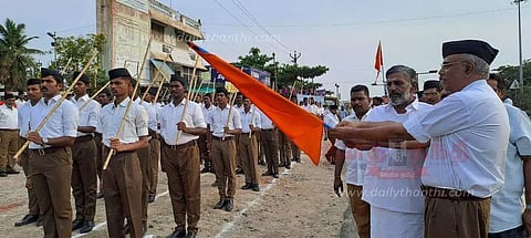 ஆர்.எஸ்.எஸ். ஊர்வலம்