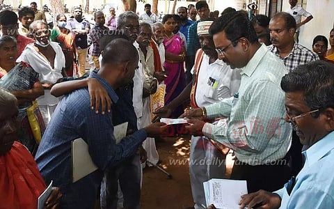 கலெக்டர் தினேஷ் பொன்ராஜ் ஆலிவர் ஆய்வு