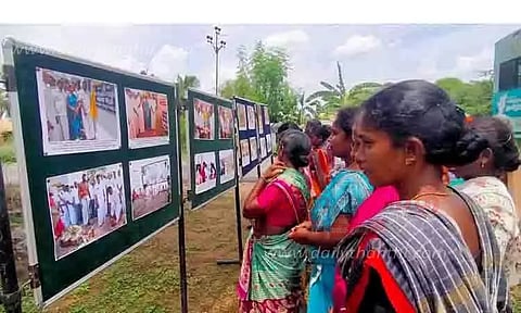 அரசின் சாதனை விளக்க புகைப்பட கண்காட்சி