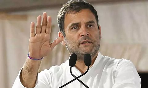 'ராகுல்காந்தி பல்கலைக்கழகத்தில் நுழைந்தது கண்ணியமற்றது' - விடுதி பேராசிரியர் நோட்டீஸ்