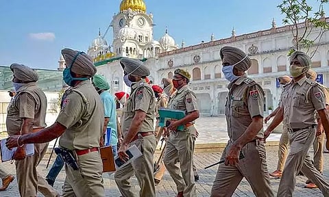 3-வது முறையாக அமிர்தசரஸில் உள்ள பொற்கோயில் அருகே வெடி விபத்து சம்பவம்: 5 பேர் கைது