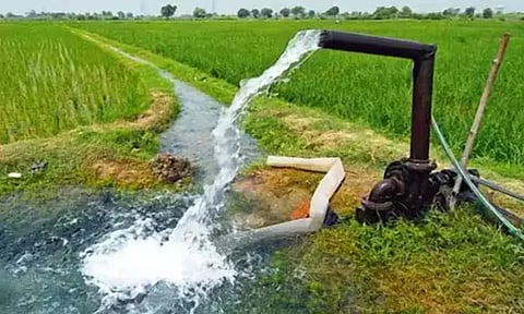 மின்இணைப்புடன் ஆழ்துளை கிணறு அமைக்க விவசாயிகளுக்கு மானியம் - வேளாண் அதிகாரி தகவல்