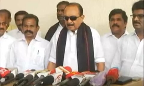 'கவர்னர் ஆர்.என்.ரவி தனக்கு இல்லாத அதிகாரத்தை தானே எடுத்துக் கொள்கிறார்' - வைகோ பேட்டி