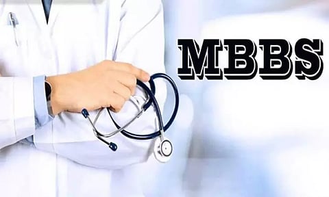 என்றும் மவுசு - எம்பிபிஎஸ் மருத்துவப் பட்டப் படிப்பு