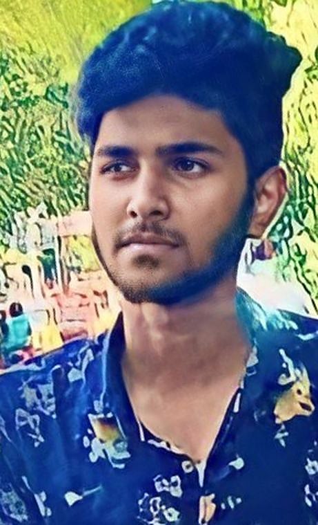 நண்பர்களுடன் குளித்தபோதுமுல்லைப்பெரியாற்றில் மூழ்கி மாணவர் பலி