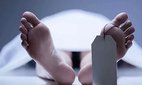 மதுராந்தகம் அருகே பூட்டிய வீட்டுக்குள் மாமியார், மருமகன் பிணமாக மீட்பு