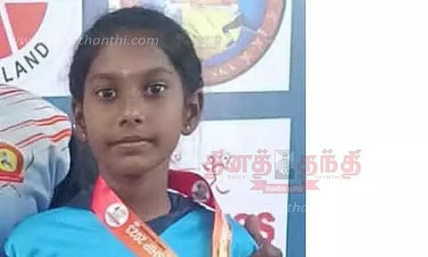 ராமநாதபுரம் பள்ளி மாணவி சாதனை