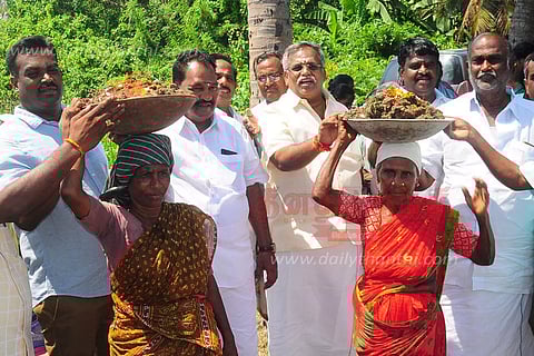 குளம், வாய்க்கால் தூர்வாரும் பணி