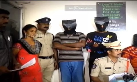 நிர்வாண பூஜைக்கு ஐம்பதாயிரம் சம்பளம்... ஆசை வார்த்தை கூறி பெண்களிடம் சில்மிஷம்...போலி சாமியாரிடம் சிக்கிய இளம் பெண்கள்...!