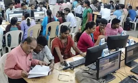 பொறியியல் படிப்புகளுக்கான கலந்தாய்வு ஜூலை 2-ம் தேதி தொடங்கும் - அமைச்சர் பொன்முடி அறிவிப்பு