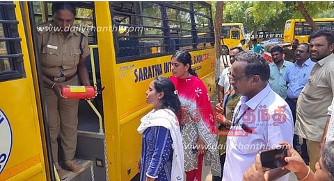 கோபியில் தனியார் பள்ளிக்கூட வாகனங்கள் ஆய்வு