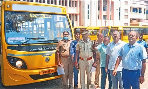 கல்வியாண்டு தொடங்கவுள்ள நிலையில் சென்னையில் பள்ளி வாகனங்கள் ஆய்வு