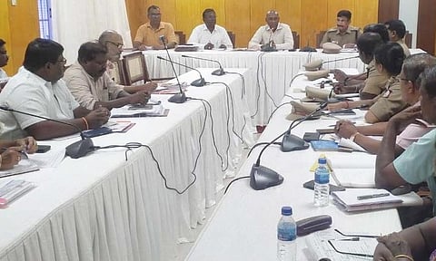 விஷச்சாராயம் விற்பனை செய்தால் கடும் நடவடிக்கை